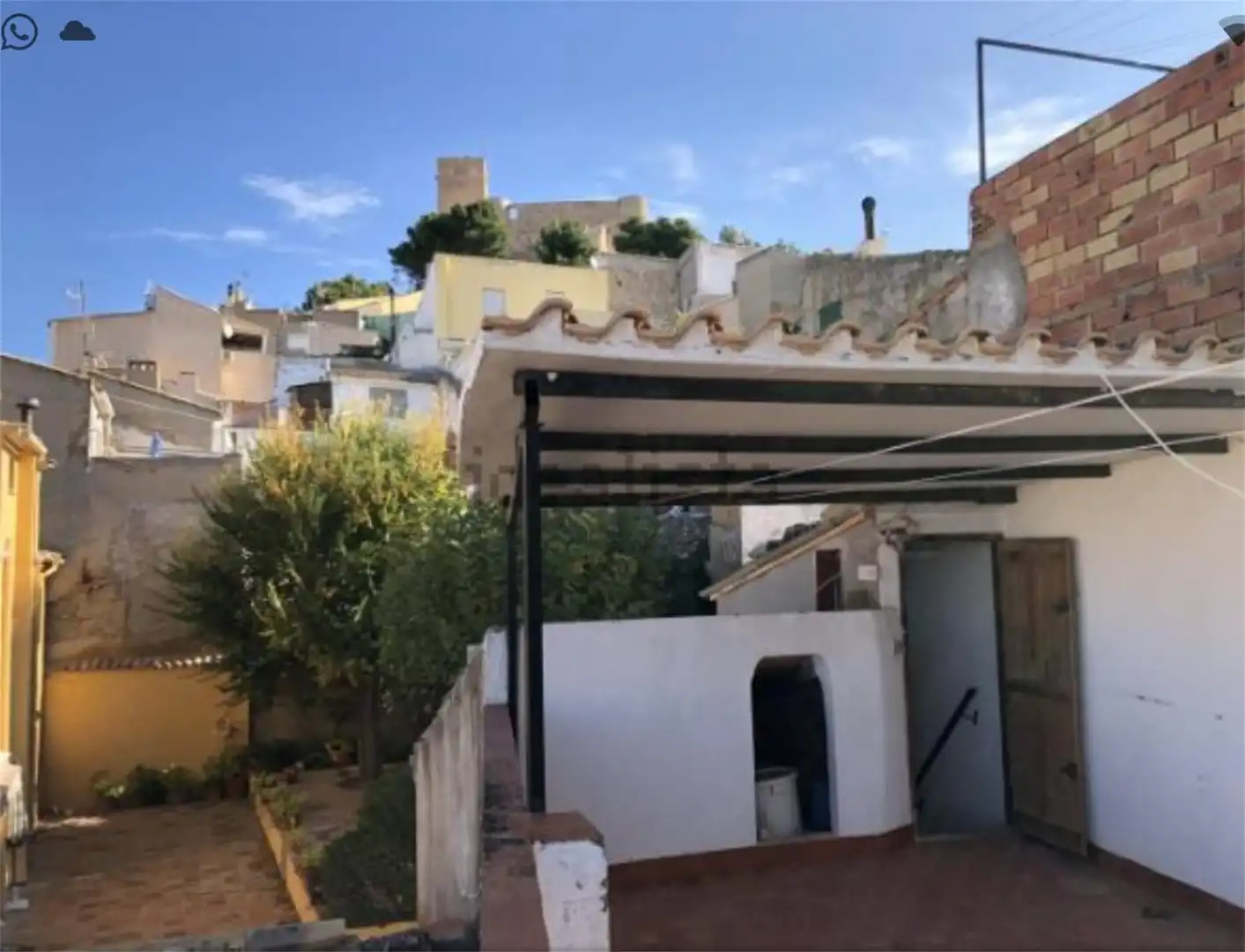 Casa adosada en venda a Calle Rey Don Jaime, 11, Biar Vista exterior de Casa adosada en venda en Biar amb Aire condicionat, Calefacció i Terrassa
