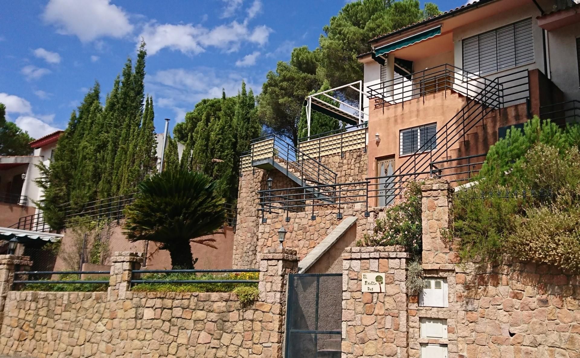 Exterior view of House or chalet for sale in  Córdoba Capital  with Air Conditioner, Heating and Private garden