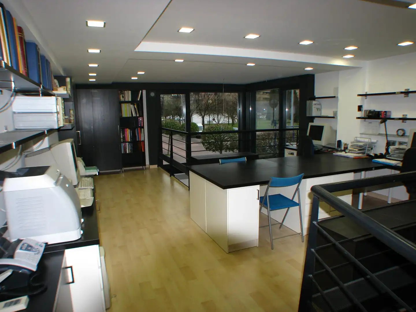 Büro zum Verkauf in Calle de Pintor Carlos Sáez de Tejada, 12, San Martín Büro zum Verkauf in Vitoria - Gasteiz