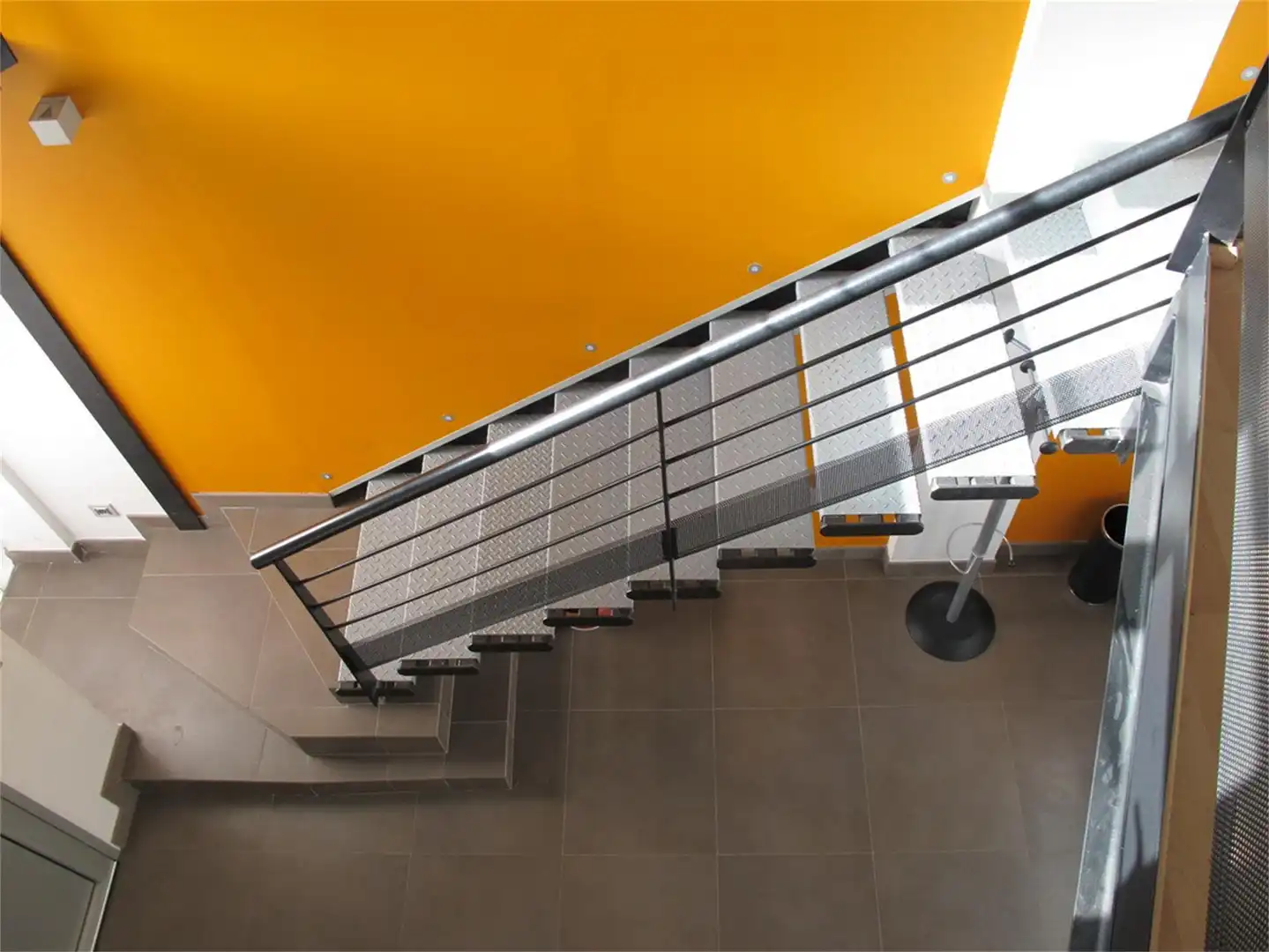 Büro zum Verkauf in Calle de Pintor Carlos Sáez de Tejada, 12, San Martín Büro zum Verkauf in Vitoria - Gasteiz