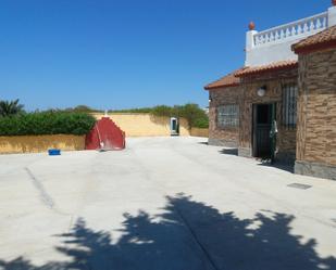 Exterior view of House or chalet for sale in Chiclana de la Frontera  with Air Conditioner, Heating and Private garden