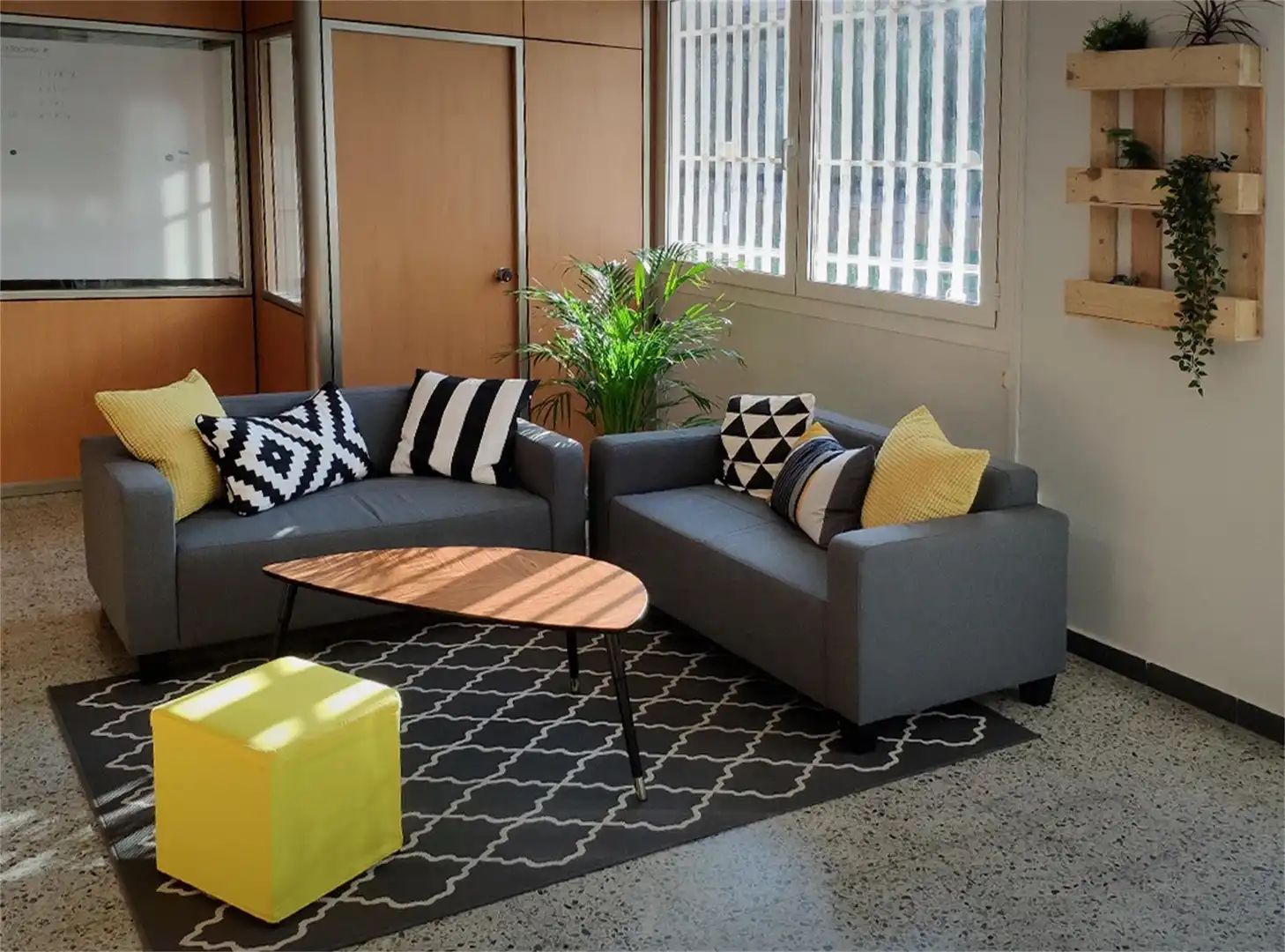 Sala de estar de Oficina de alquiler en Castelldefels