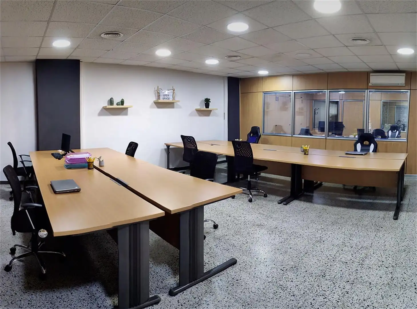 Oficina de alquiler en Castelldefels