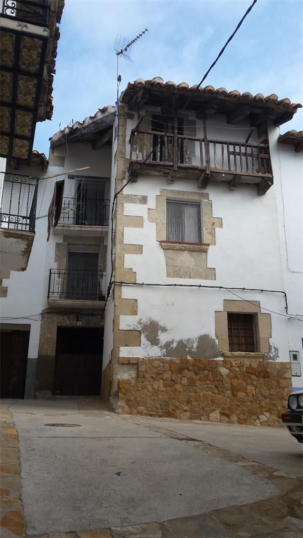 Exterior view of Single-family semi-detached for sale in Vistabella del Maestrazgo
