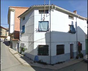 Vista exterior de Casa adosada en venda en Candeleda amb Traster