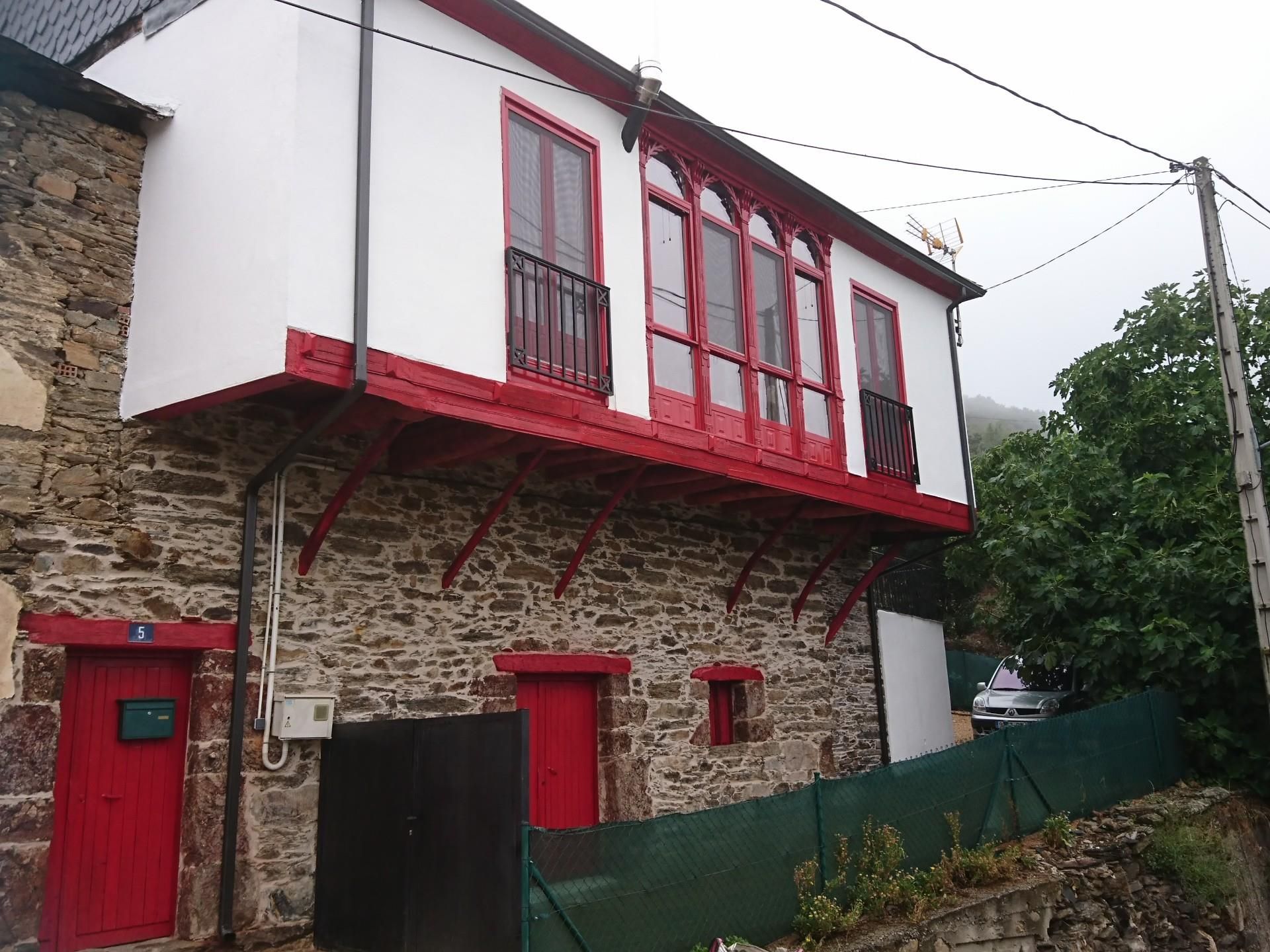 Vista exterior de Casa o xalet en venda en Borrenes amb Calefacció, Jardí privat i Moblat