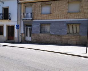 Vista exterior de Casa adosada en venda en Barruecopardo amb Terrassa, Traster i Balcó