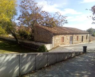 Vista exterior de Casa adosada en venda en Ávila Capital