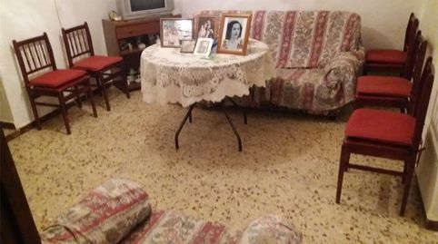 Foto 2 de Casa adosada en venta en Calle Juan Ramón Jiménez, 21, El Real de la Jara, Sevilla