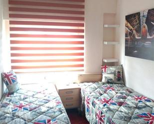 Bedroom of Flat to share in  Valencia Capital  with Air Conditioner