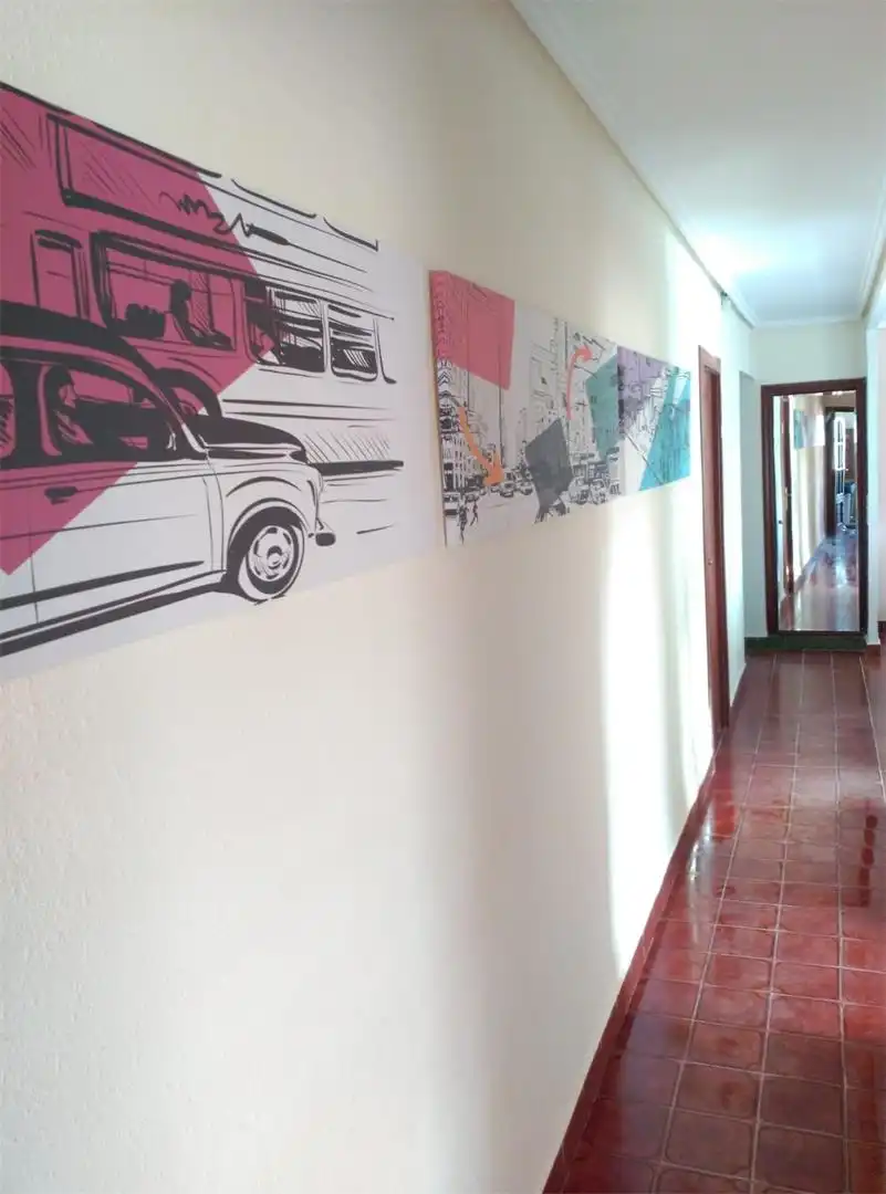 Habitació a Calle de Escalante, 345, El Cabanyal - El Canyamelar Vista exterior de Pis per a compartir en Valencia amb Aire condicionat, Calefacció i Moblat