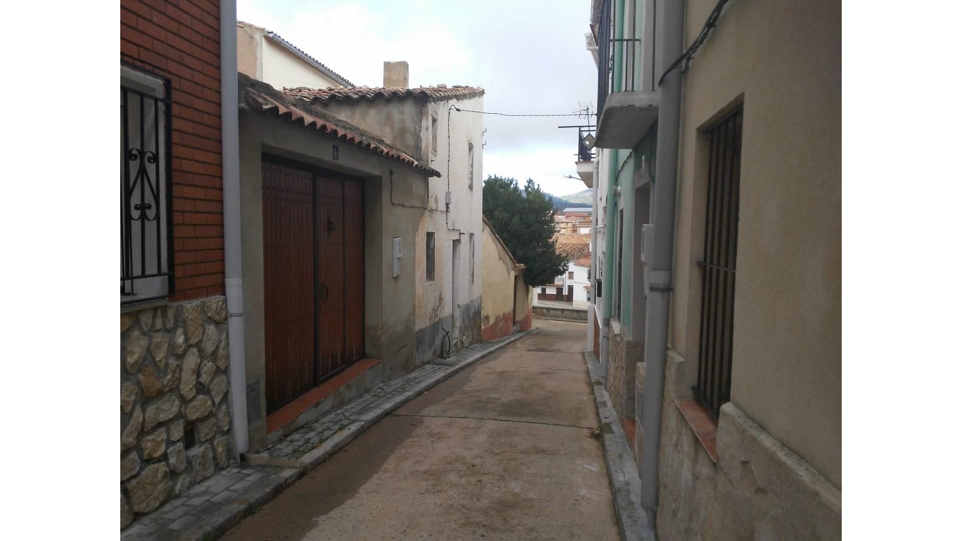 Vista exterior de Planta baixa en venda en Talayuelas amb Terrassa i Moblat
