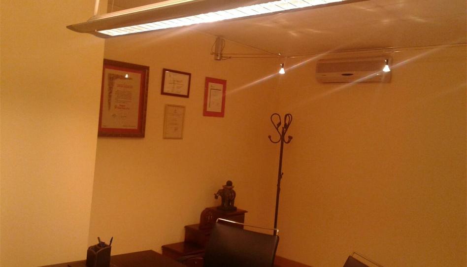 Foto 1 de Oficina de lloguer a Plaça de Pastrana, 2, El Carmel, Barcelona