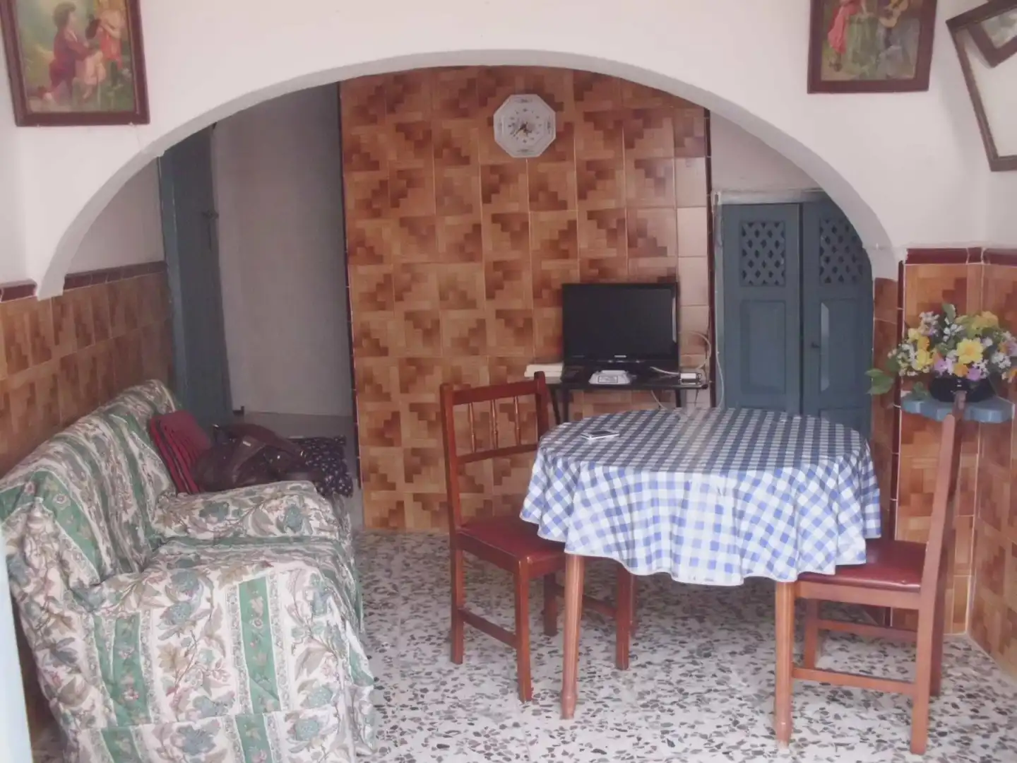 Sala de estar de Casa adosada en venta en Albalá con Trastero, Horno y Lavadora