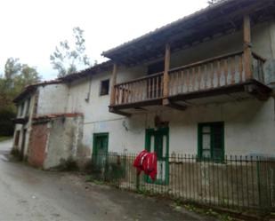 Vista exterior de Casa o xalet en venda en Camaleño amb Terrassa i Balcó