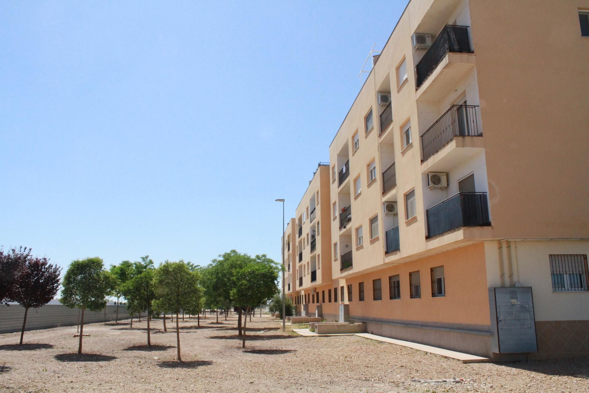 Exterior view of Flat for sale in Tomelloso  with Air Conditioner, Terrace and Balcony