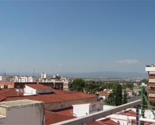 Exterior view of Flat for sale in  Tarragona Capital  with Air Conditioner and Terrace