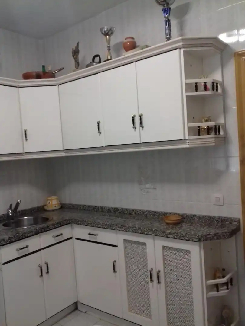Küche von Wohnung zur Miete in Fabero mit Parkett, Abstellraum und Möbliert