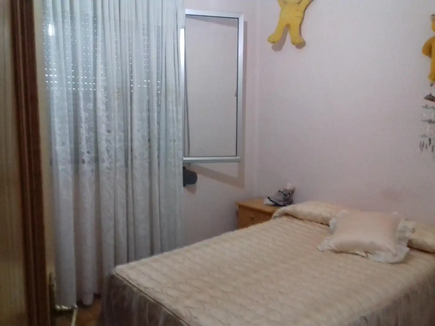 Schlafzimmer von Wohnung zur Miete in Fabero mit Parkett, Abstellraum und Möbliert