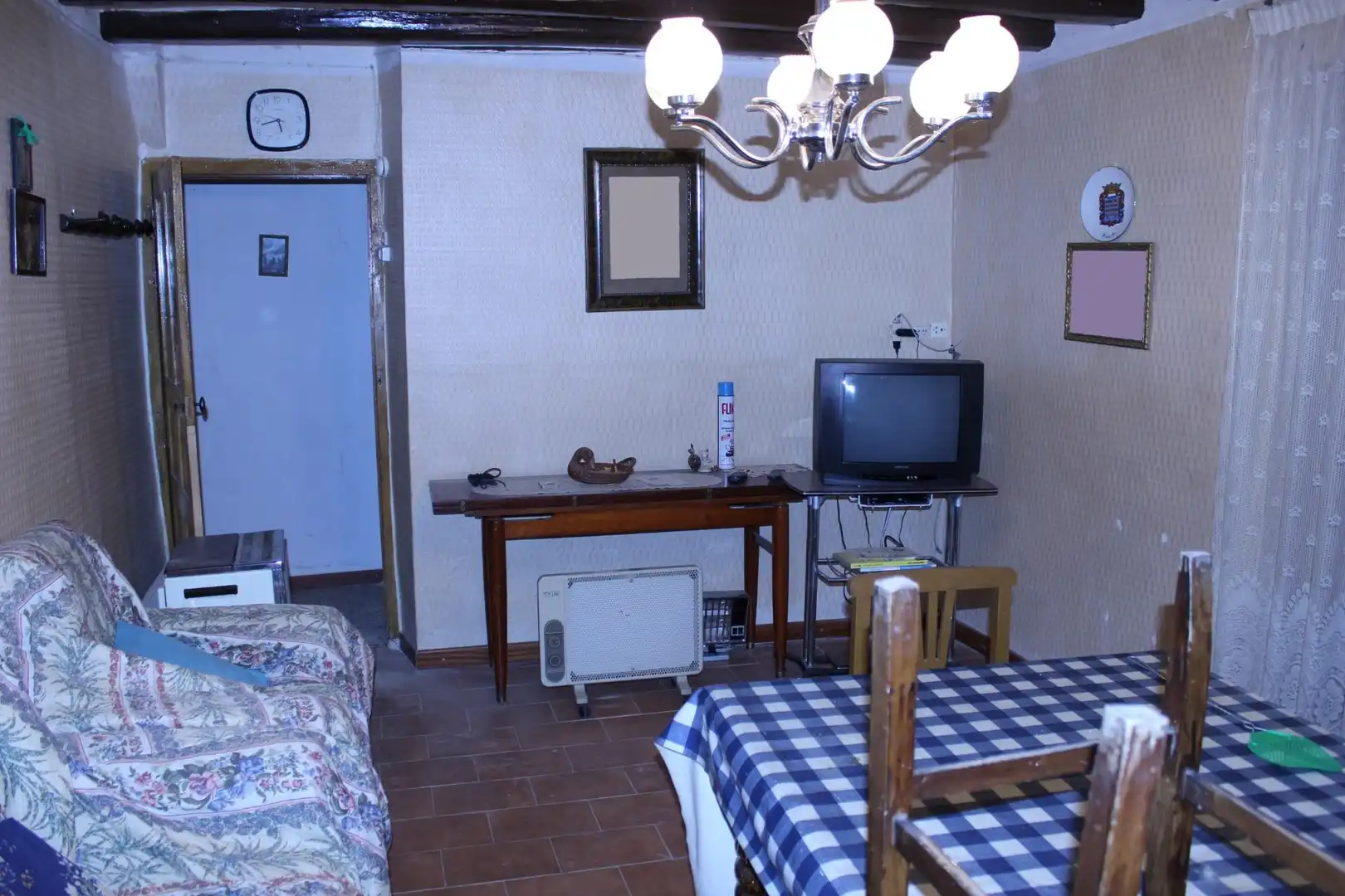 Casa adosada en venta en Valle de Yerri / Deierri Sala de estar de Casa adosada en venta en Valle de Yerri / Deierri con Balcón