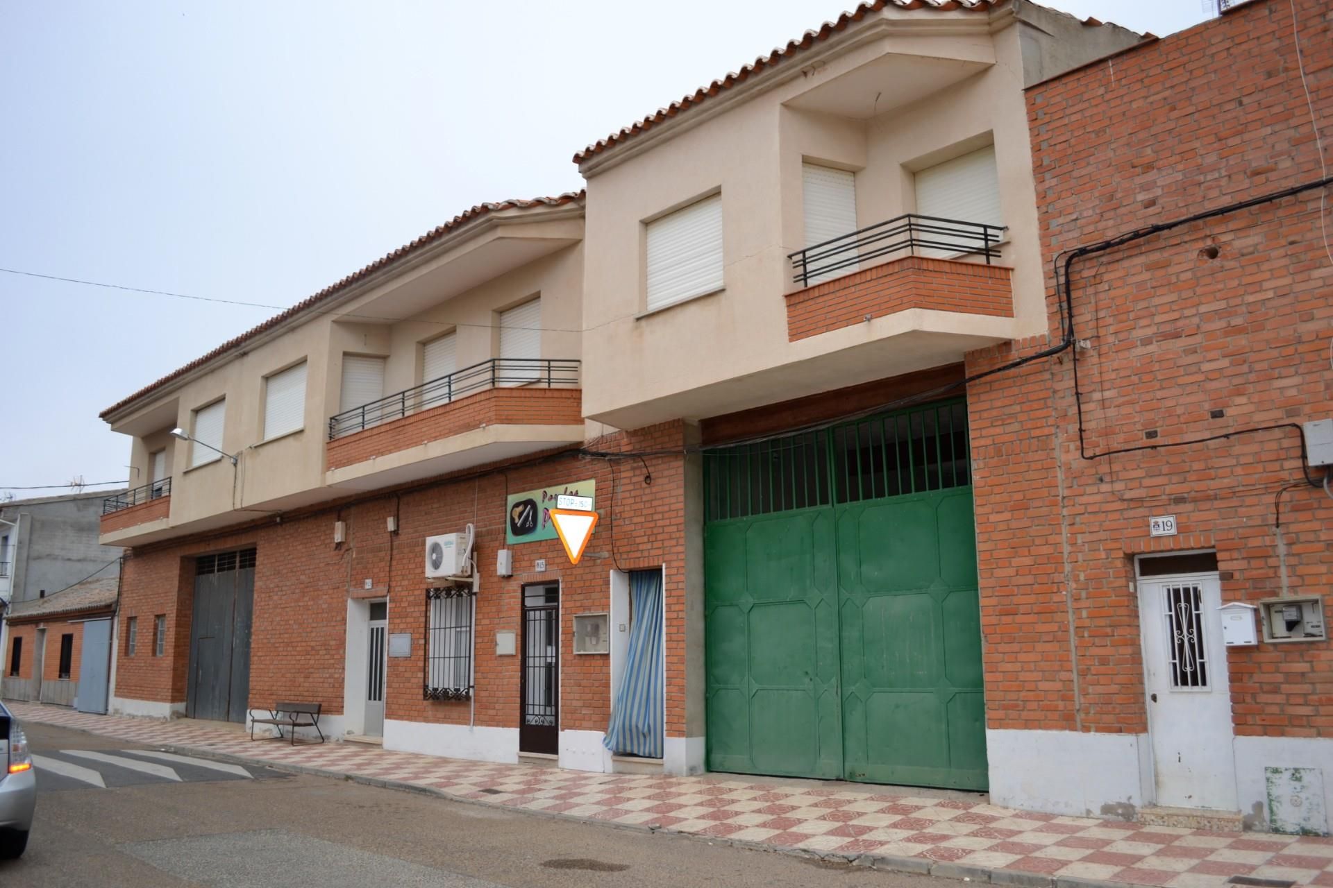 Nau industrial de lloguer a Doctor Benettez, 11, Manzaneque