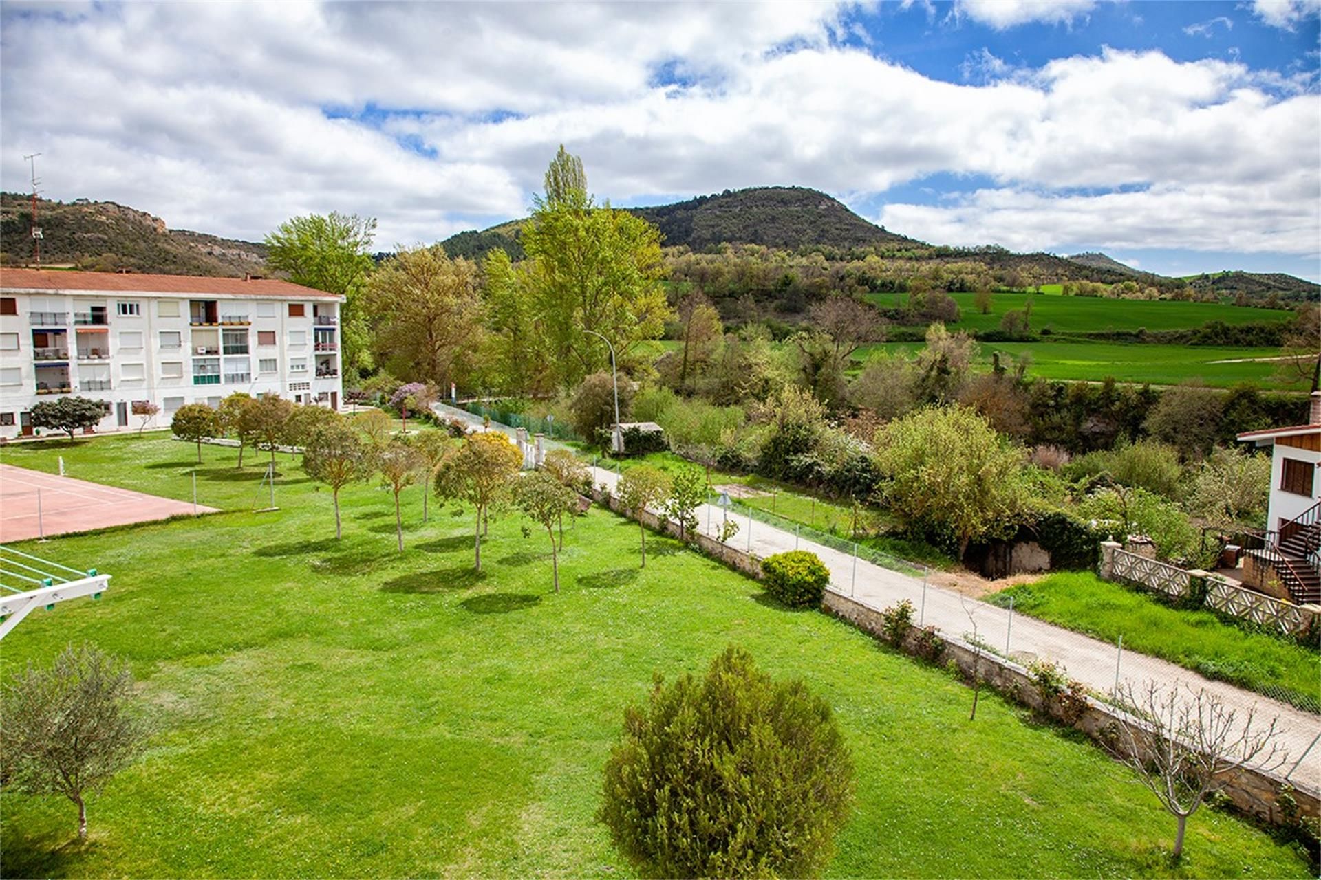 Jardí de Pis en venda en Trespaderne amb Jardí privat, Forn i Rentadora