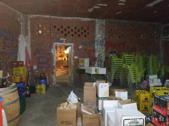 Local comercial en Alquiler en Calle Canal, 2 en Venta de Baños