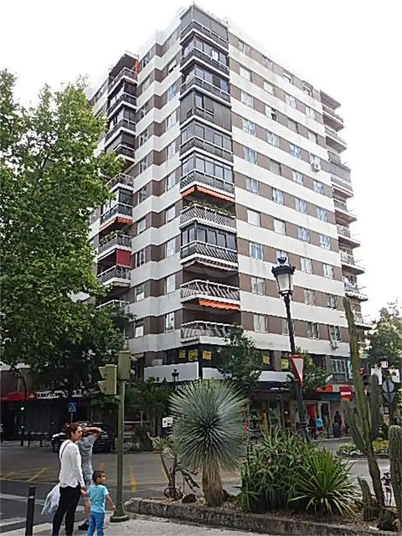 Pis en venda a Avenida de España, 11, Casco Antiguo Vista exterior de Pis en venda en Cáceres Capital amb Aire condicionat, Terrassa i Balcó