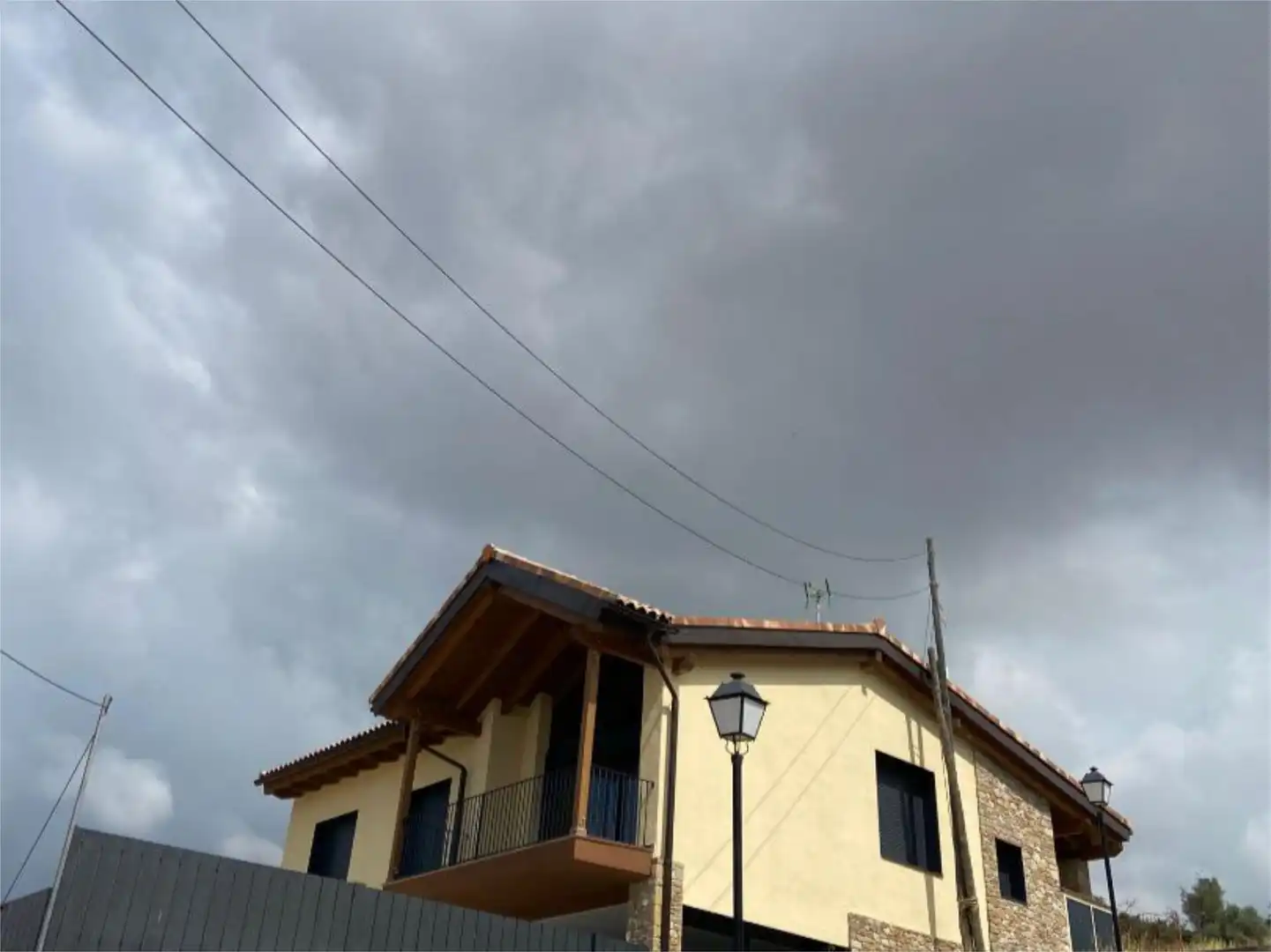 Vista exterior de Dúplex en venda en Benabarre amb Jardí privat, Terrassa i Traster