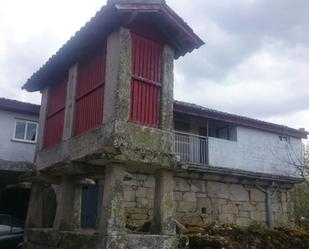 Vista exterior de Casa adosada en venda en Paderne de Allariz