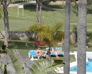 Jardí de Pis en venda en Mijas amb Aire condicionat, Terrassa i Piscina