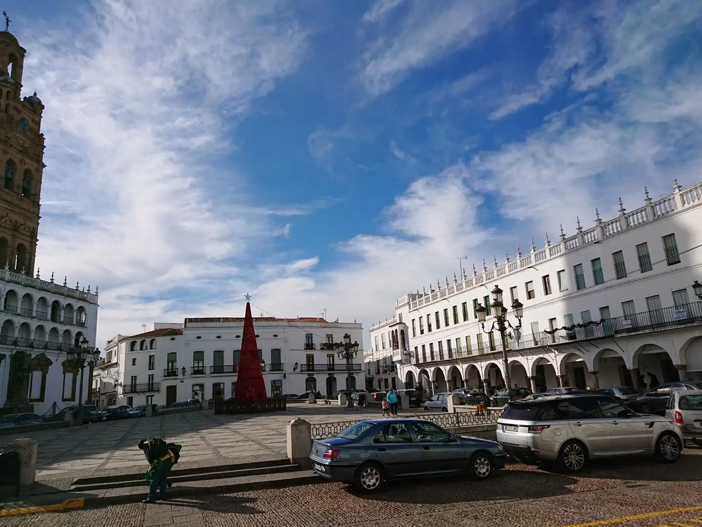 Wohnung zum Verkauf in Plaza de España, 18, Llerena Außenansicht von Wohnung zum Verkauf in Llerena mit Heizung, Abstellraum und Balkon