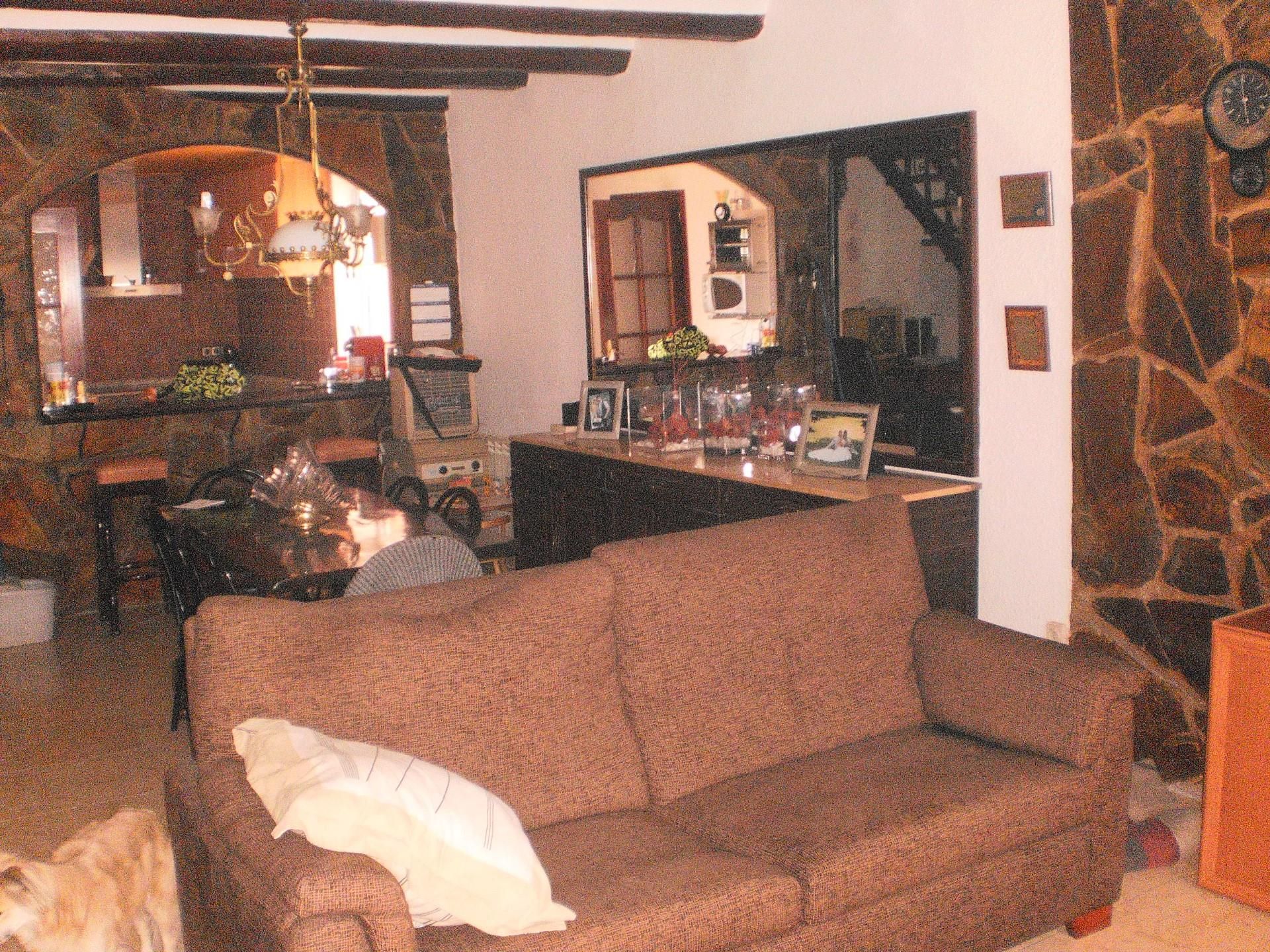 Living room of Single-family semi-detached for sale in Sallent  with Terrace, Storage room and Furnished