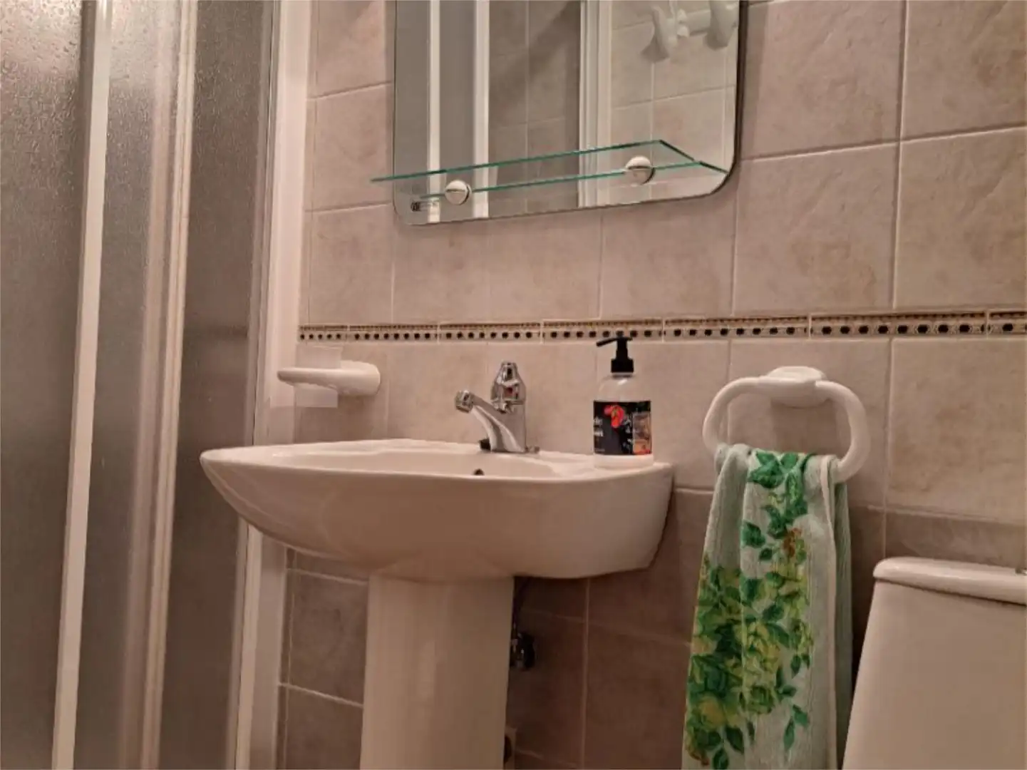 Casa adosada en venta en San Miguel de Reinante, 25, Barreiros Baño de Casa adosada en venta en Barreiros con Terraza