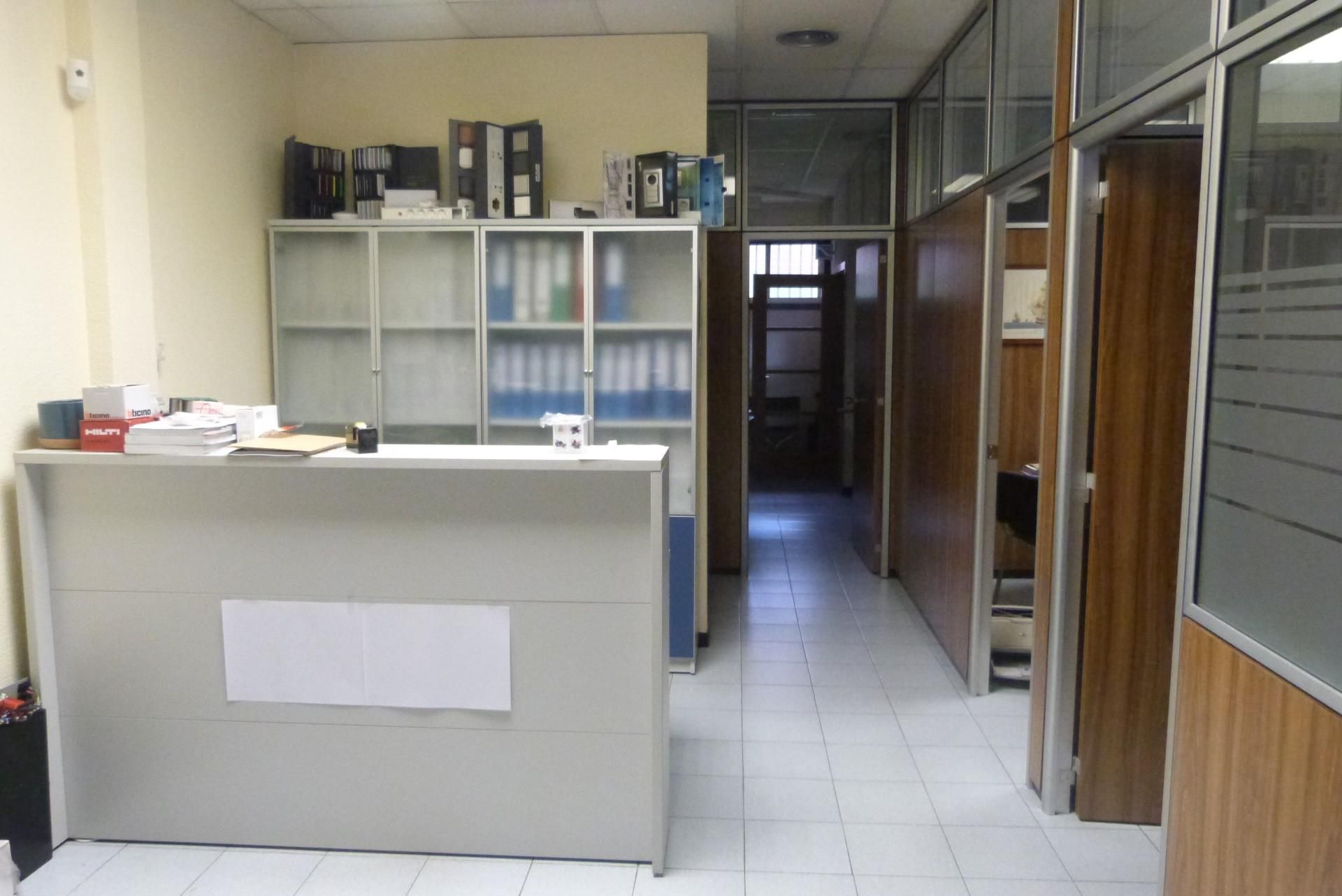 Local en venta en de Trueba, 20, Ventas