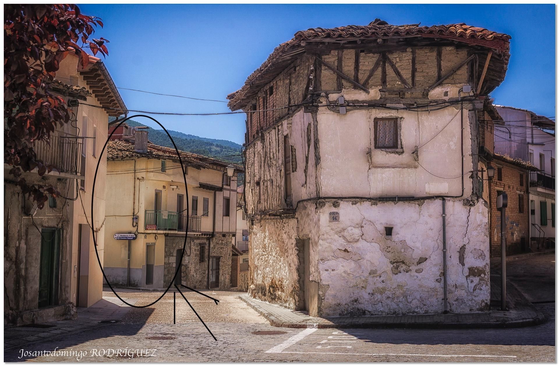 Vista exterior de Casa adosada en venda en Mombeltrán