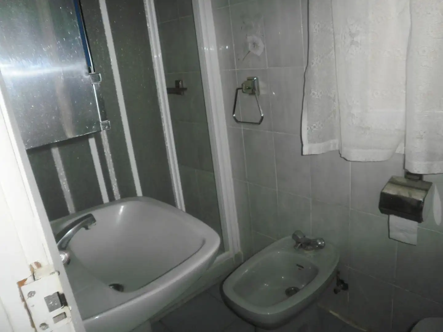 Bathroom of Detached homes for sale in Poza de la Sal