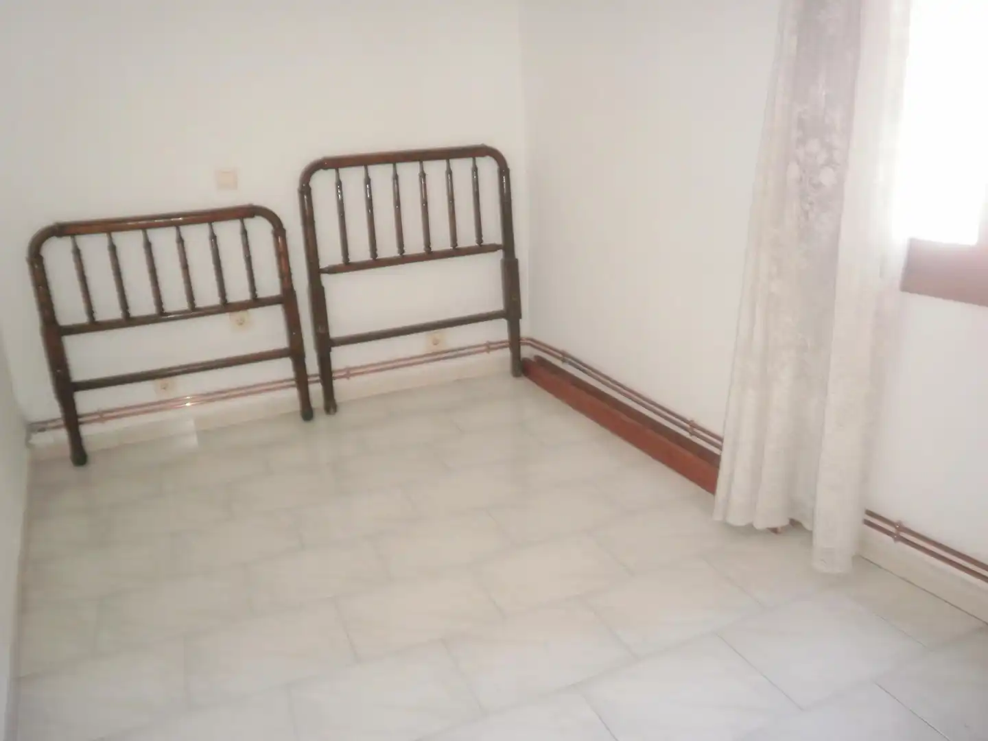 Bedroom of Detached homes for sale in Poza de la Sal