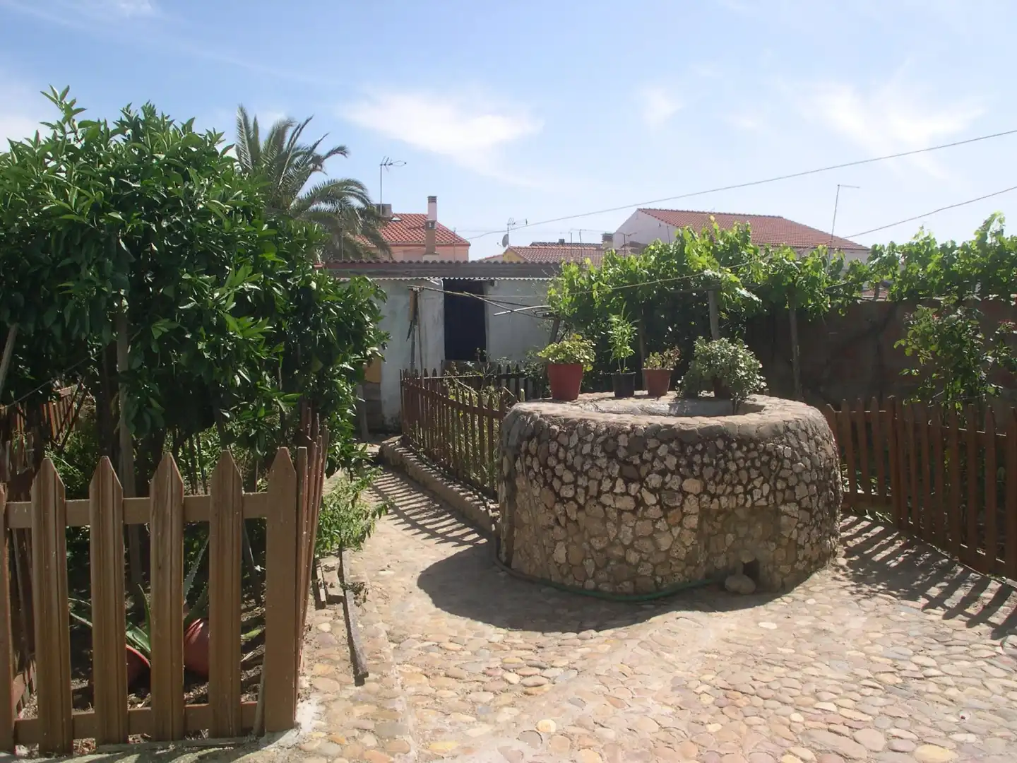 Country homes for sale in Calle Francisco Pizarro, 9, Orellana la Vieja Garden of Country homes for sale in Orellana la Vieja with Private garden and Storage room