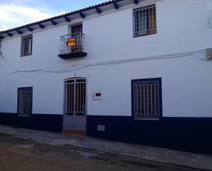 Exterior view of Country house for sale in Orellana la Vieja