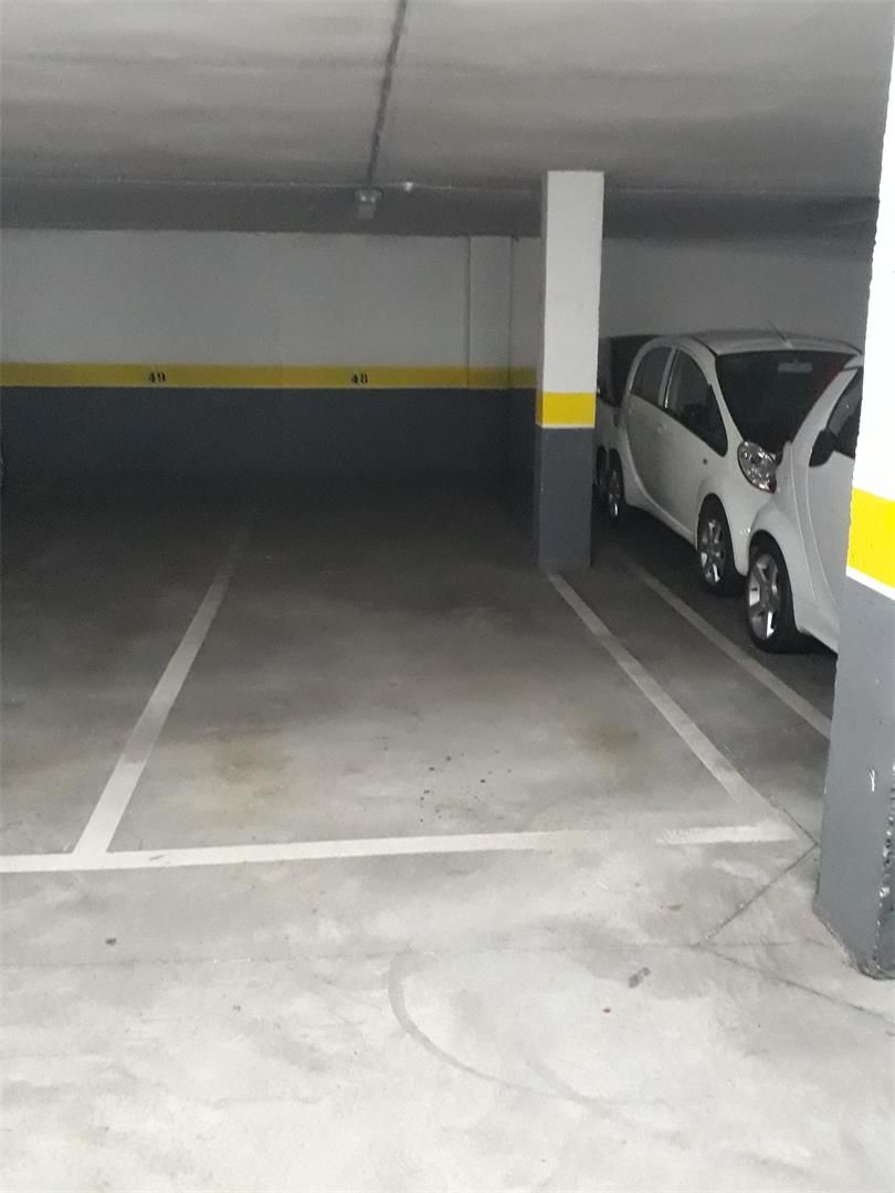 Garaje en venta en Valdemoro