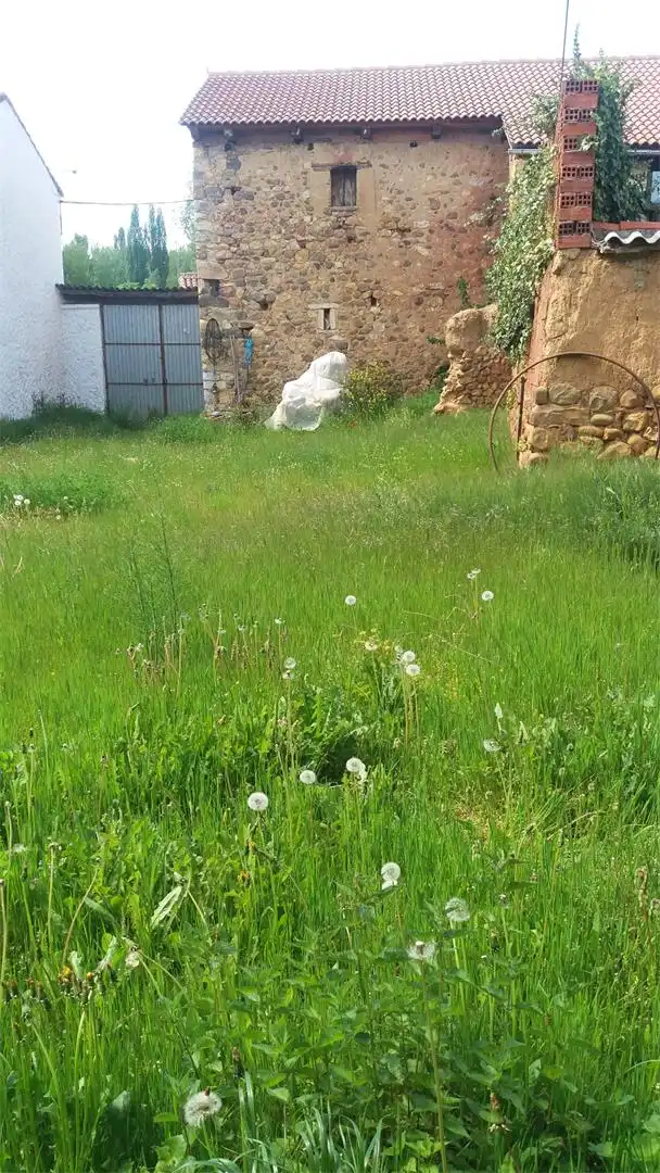 Constructible Land for sale in Plaza San Martino, 11, Garrafe de Torío Constructible Land for sale in Garrafe de Torío