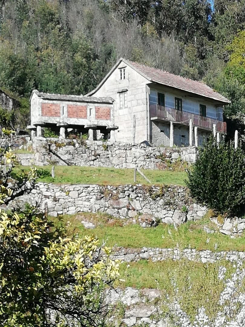 Exterior view of Single-family semi-detached for sale in Pontevedra Capital 