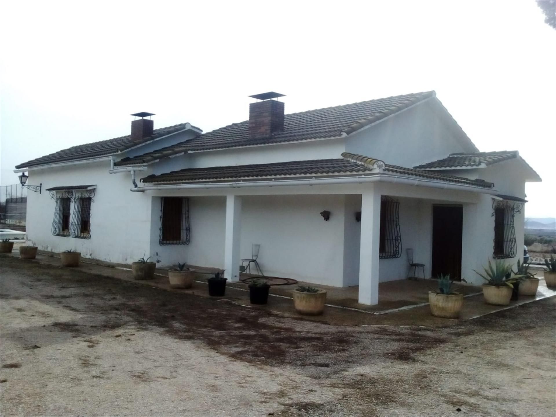 Exterior view of Country house for sale in Yecla  with Private garden, Terrace and Storage room