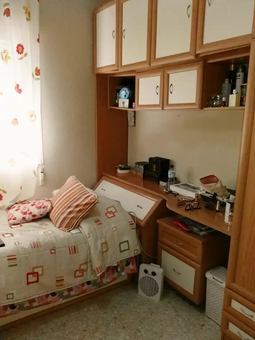 Casa o xalet en venda a La Estación Dormitori de Casa o xalet en venda en Badajoz Capital amb Aire condicionat, Terrassa i Balcó
