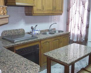 Kitchen of Flat for sale in Salvatierra de los Barros