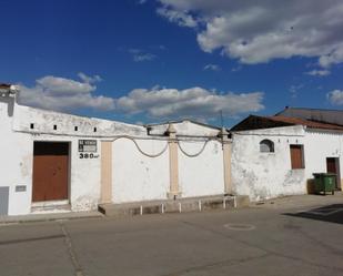 Vista exterior de Terreny en venda en Higuera la Real