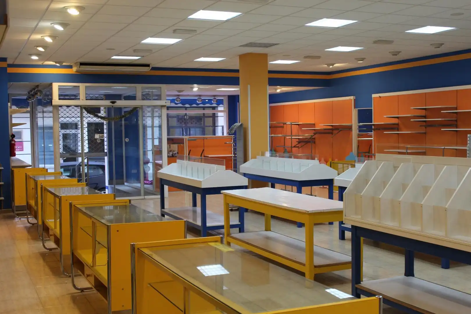 Local de alquiler en Valdepeñas con Aire acondicionado y Calefacción