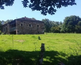 Vista exterior de Planta baixa en venda en Santa Eulalia de Oscos amb Terrassa i Balcó
