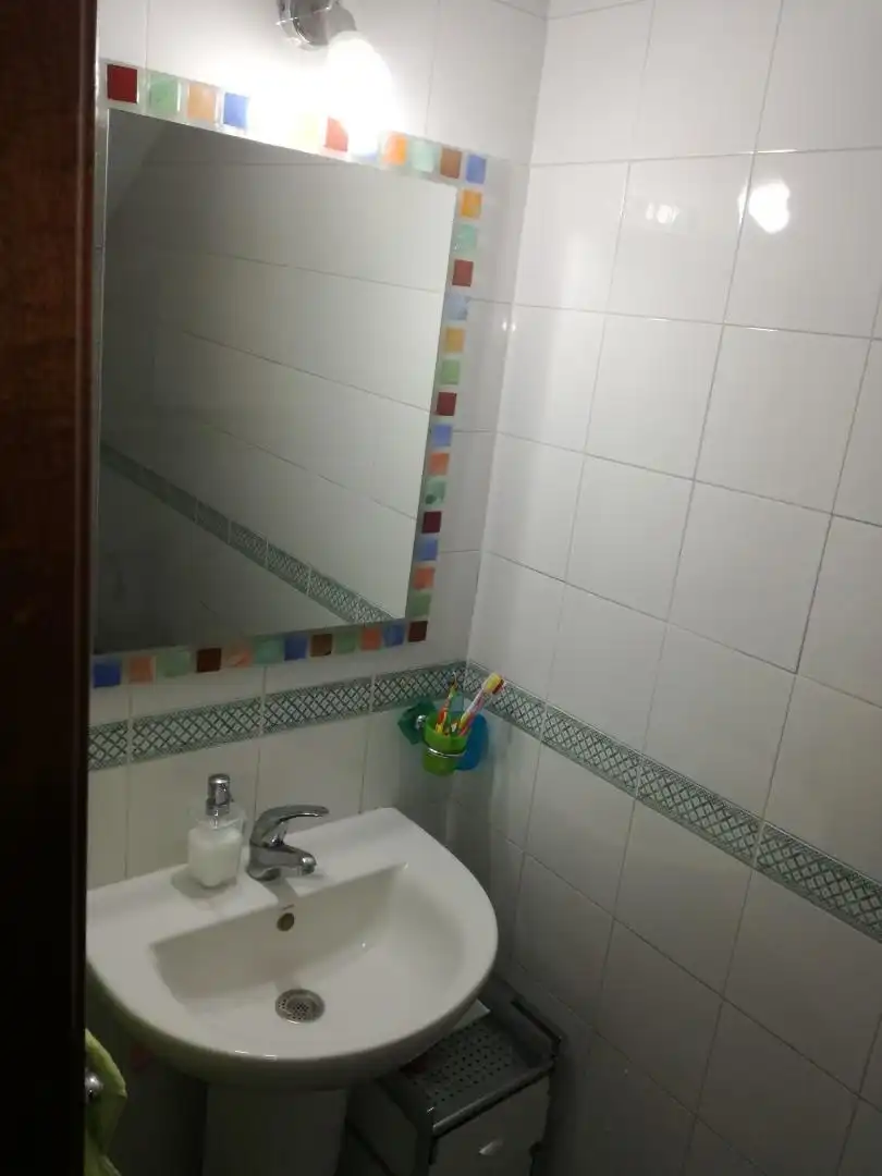 Badezimmer von Wohnung zum Verkauf in  Sevilla Capital mit Klimaanlage, Terrasse und Balkon